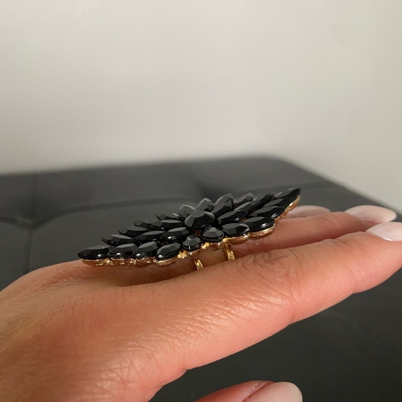 BLACK CRYSTAL STATEMENT RING 😍 - Picture 3 of 5